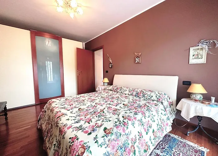 La Casa Di Marcella Apartament *